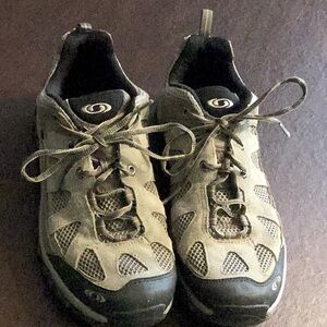 Hiking Shoes-Salomon brand